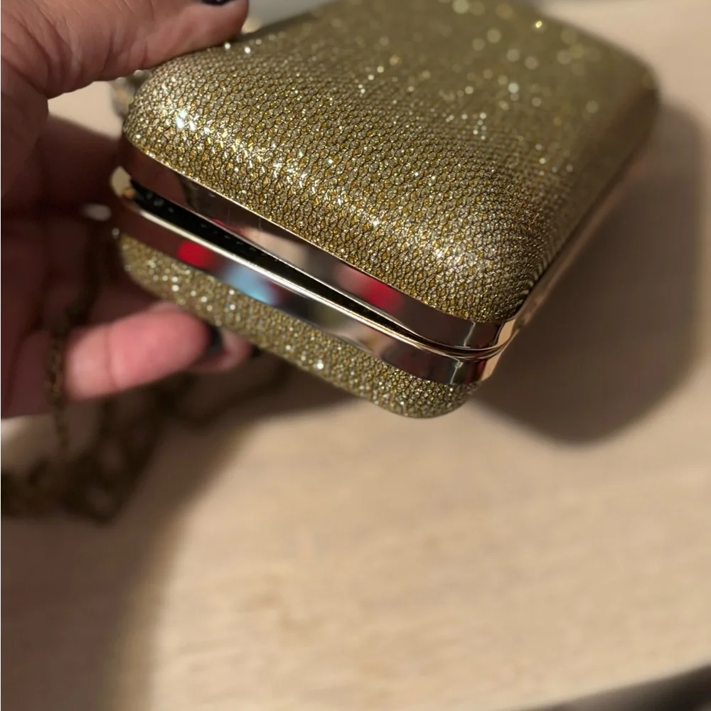 Gold shimmering Rhinestone Clutch - Picture 7 of 9